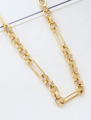 Chain shaped necklace, ART2093, gold color.