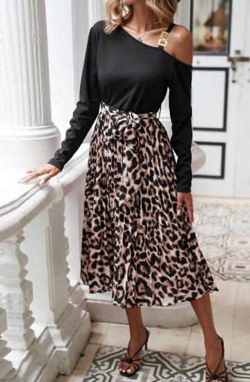 Leopard print midi dress, black