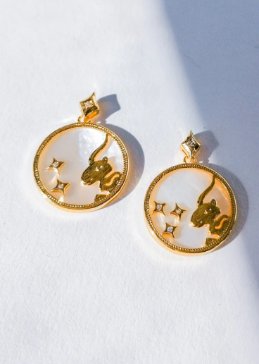 Round earrings, CAPRICORN, gold color