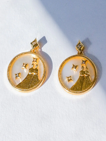 Round earrings, GEMINI, gold color