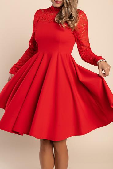 Fitted midi dress with lace, red