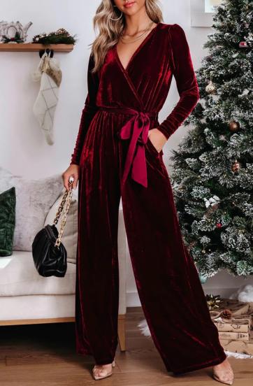Elegant jumpsuit made of velvet imitation, red