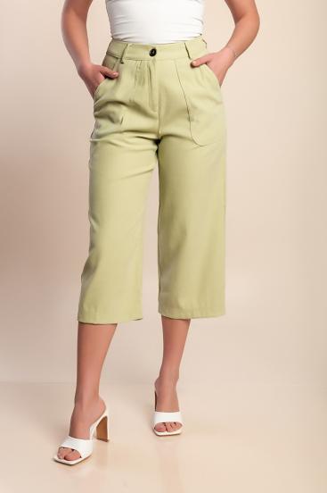 Plus size capri pants, light green