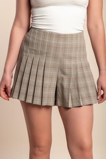 Checked shorts, beige