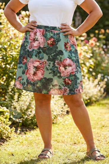 Plus size skirt with floral print, green