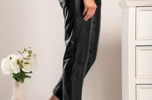 Stylish faux leather trousers Vinyola, black