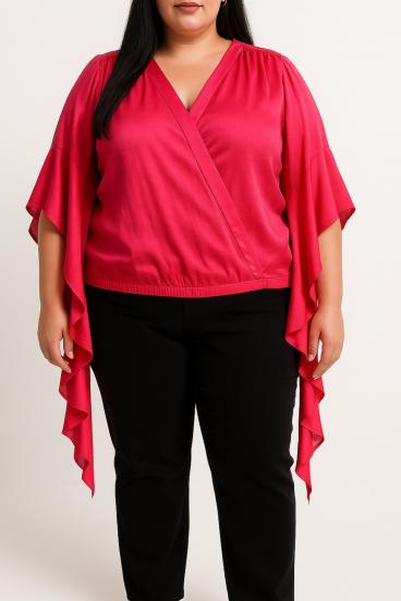 Plus size blouse with "V" neckline, pink