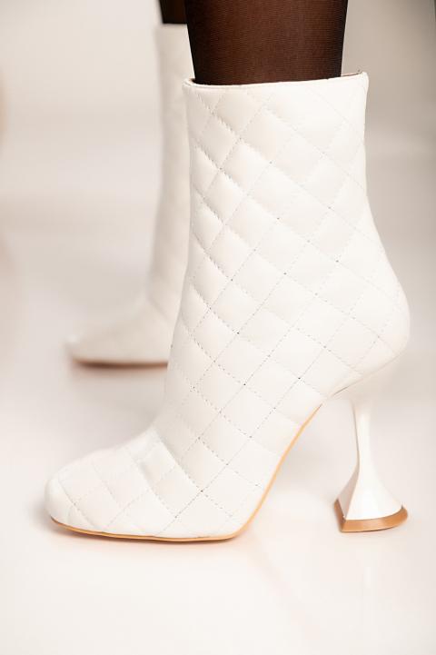 High heel ankle boots Lomas, white