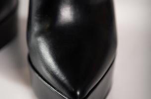 Yons elegant high heel ankle boots, black