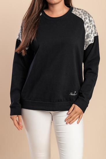 Cotton Top with round neckline, black