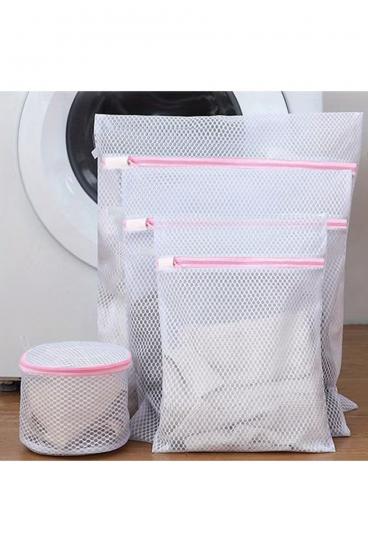 4-piece set of mesh laundry bags with zipper – durable protective bags for delicate clothes, underwear, and laundry machine use